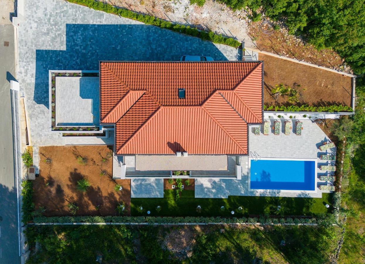 Apartments Paola & Karla With Pool Krk Town Exteriör bild