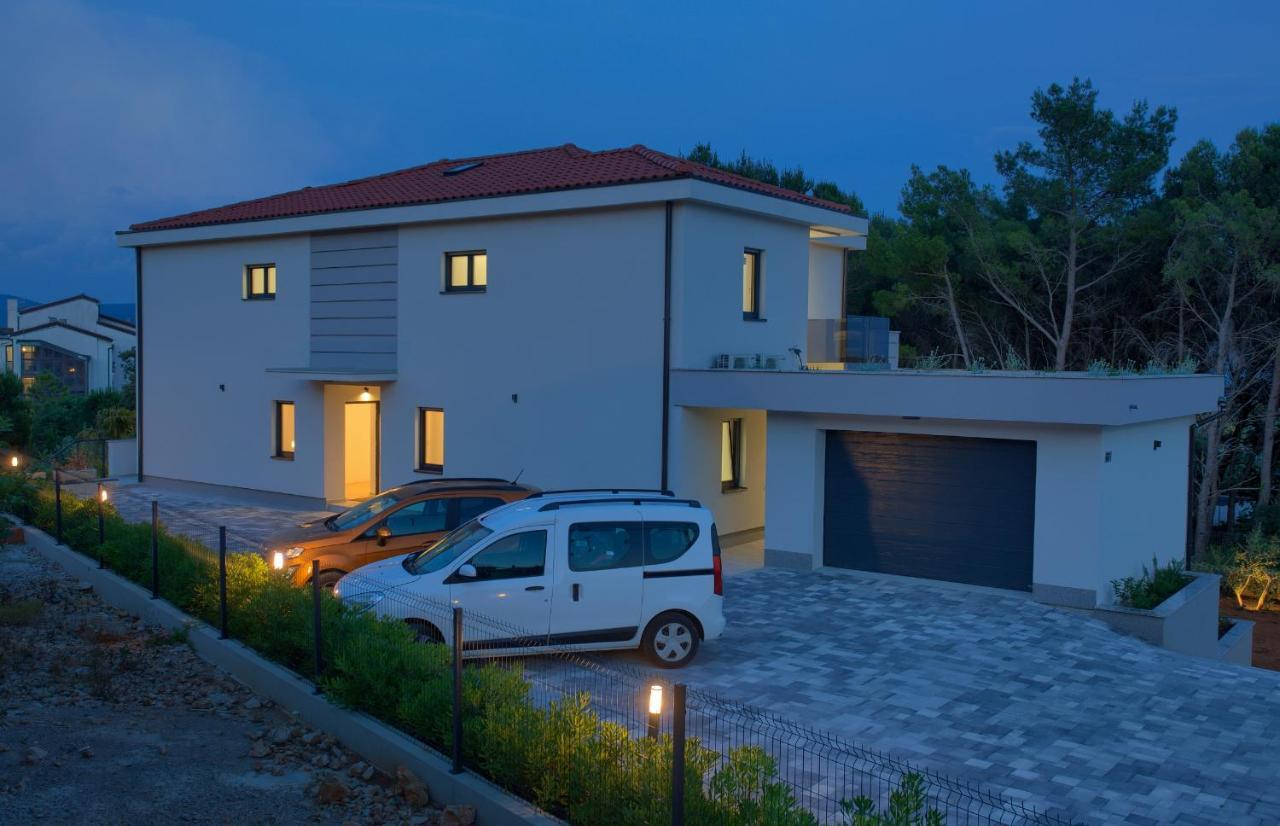 Apartments Paola & Karla With Pool Krk Town Exteriör bild