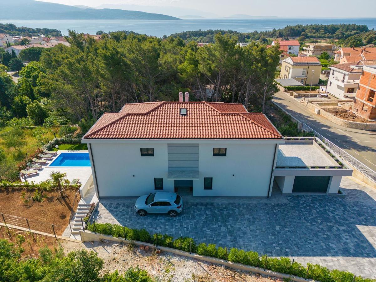 Apartments Paola & Karla With Pool Krk Town Exteriör bild