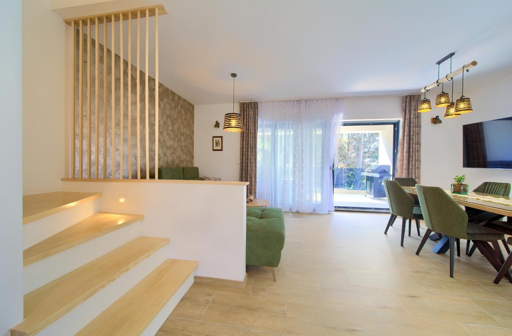 Apartments Paola & Karla With Pool Krk Town Rum bild